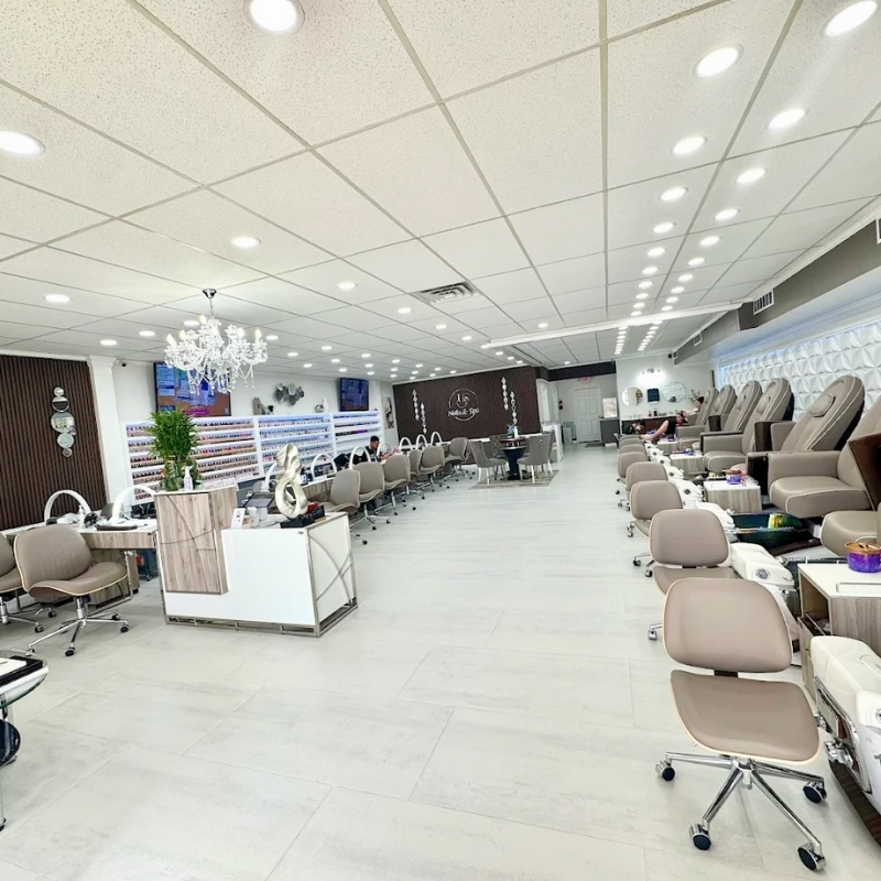 Cần tuyển thợ nail tại Hartselle, AL-35640