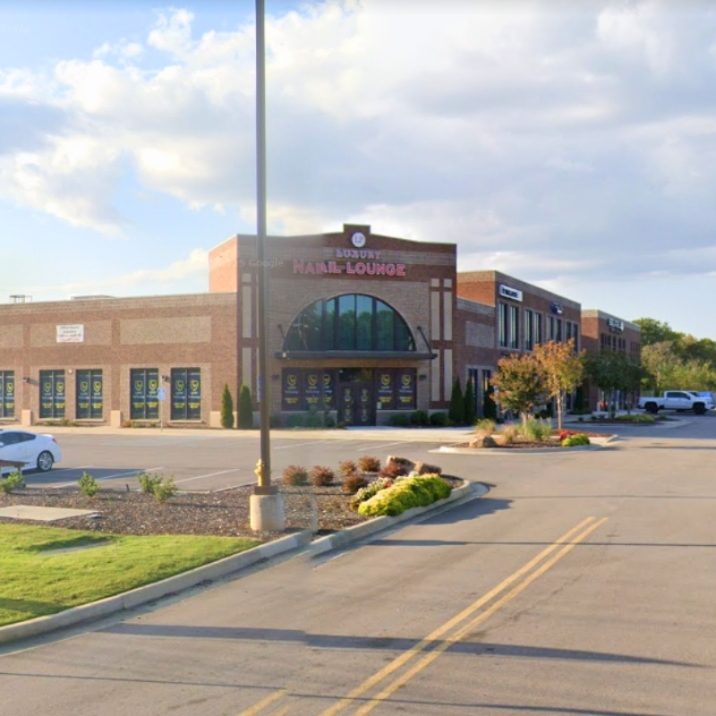 Cần tuyển thợ nail tại Huntsville, AL 35802