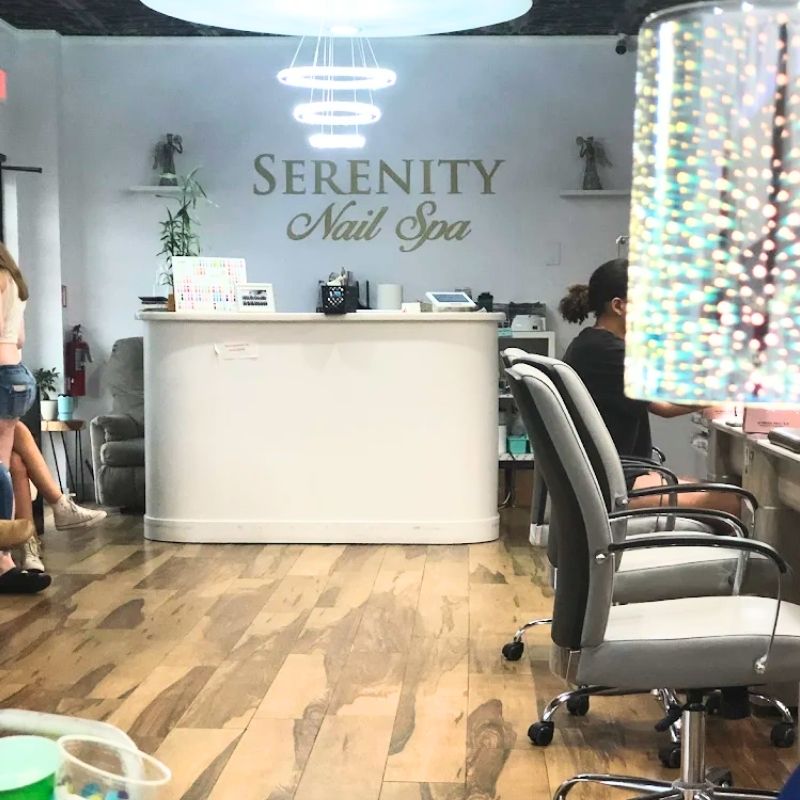 Cần tuyển thợ nail tại Inverness, FL-34453