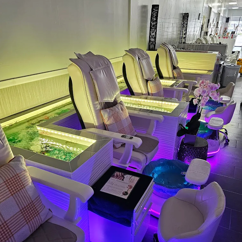 Cần tuyển thợ nail tại Jacksonville, FL 32217