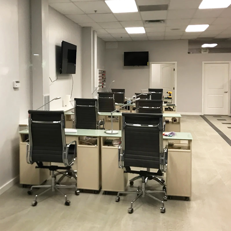 Cần tuyển thợ nail tại Johnstown, Colorado