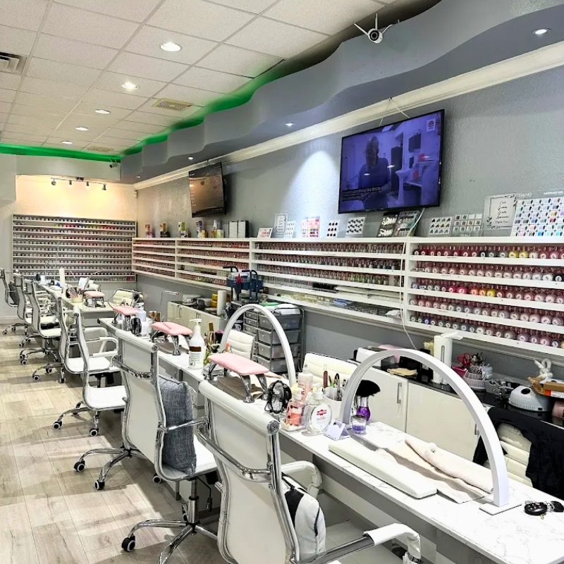 Cần tuyển thợ nail tại Lake Mary, FL-32746