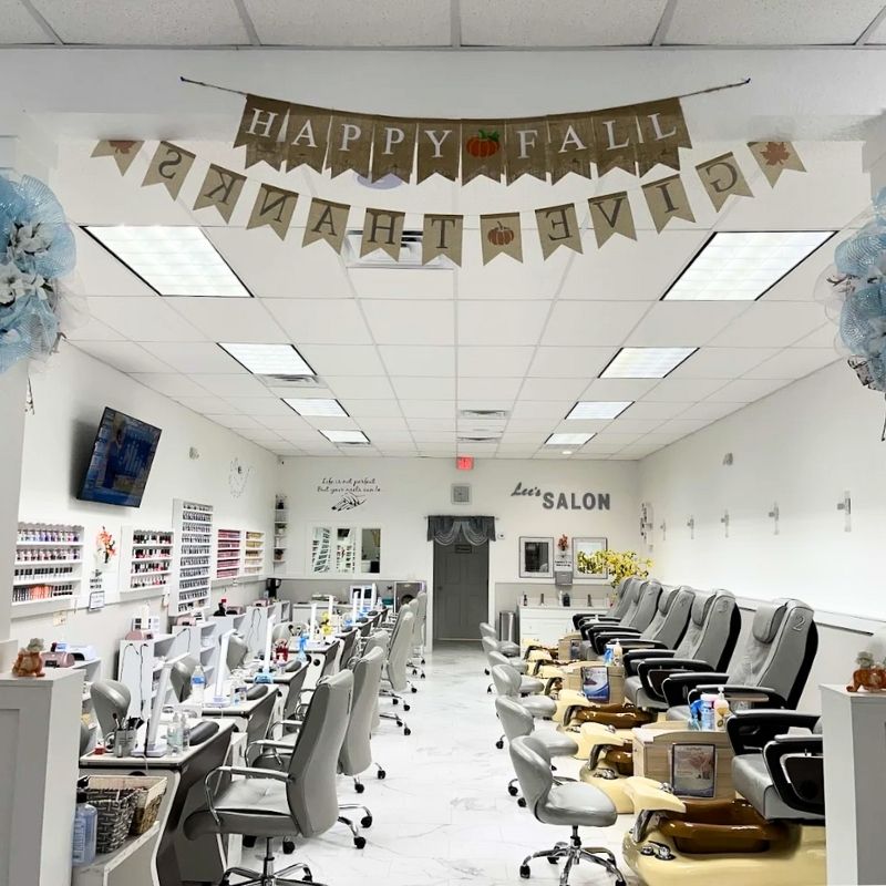Cần tuyển thợ nail tại Lake Placid, FL-33852