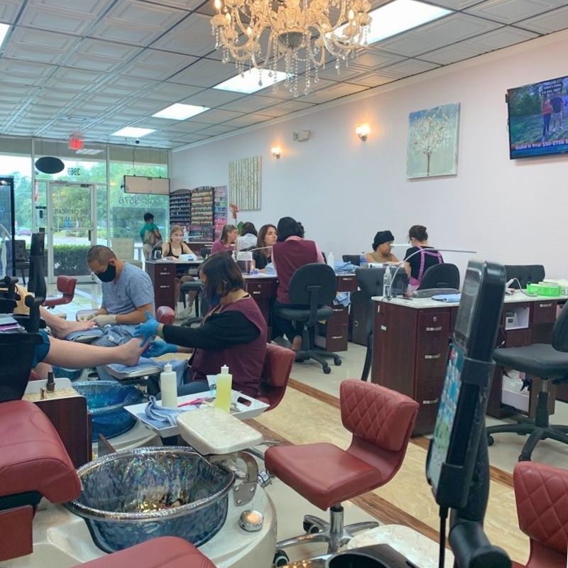 Cần tuyển thợ nail tại Lutz, FL-33558