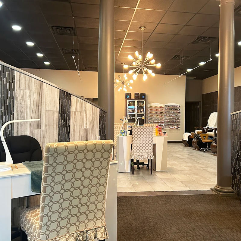 Cần tuyển thợ nail tại Madison, AL 35758