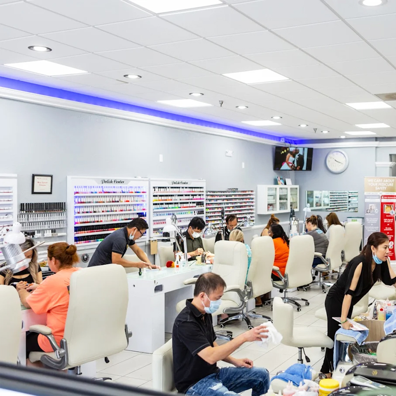 Cần tuyển thợ nail tại Marianna, FL 32446
