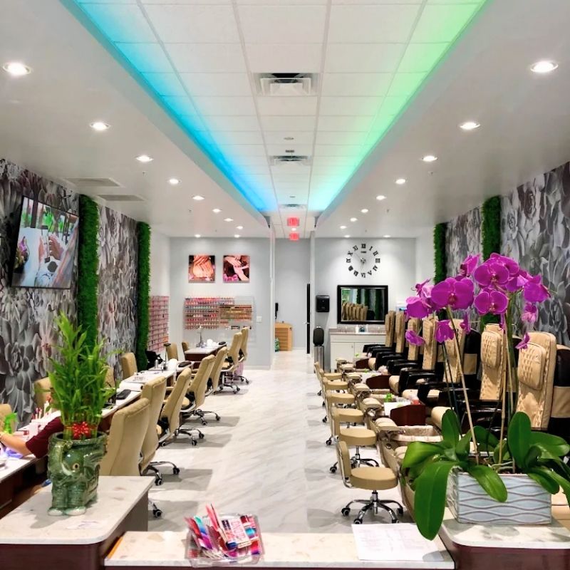 Cần tuyển thợ nail tại Melbourne, FL-32940