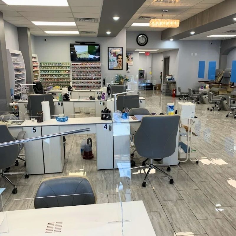 Cần tuyển thợ nail tại Montgomery, AL 36109