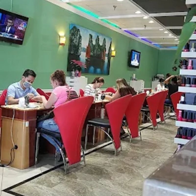 Cần tuyển thợ nail tại New Smyrna Beach, FL-32168