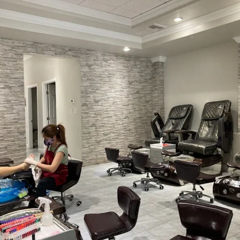 Cần tuyển thợ nail tại New Smyrna Beach, FL-32168