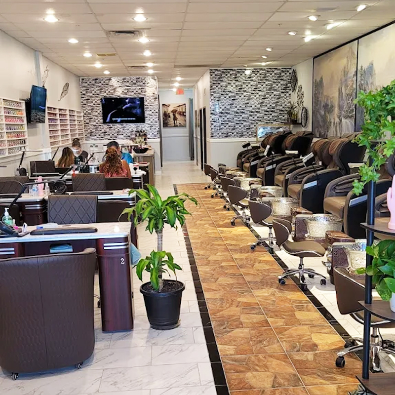 Cần tuyển thợ nail tại Orlando, FL 32821