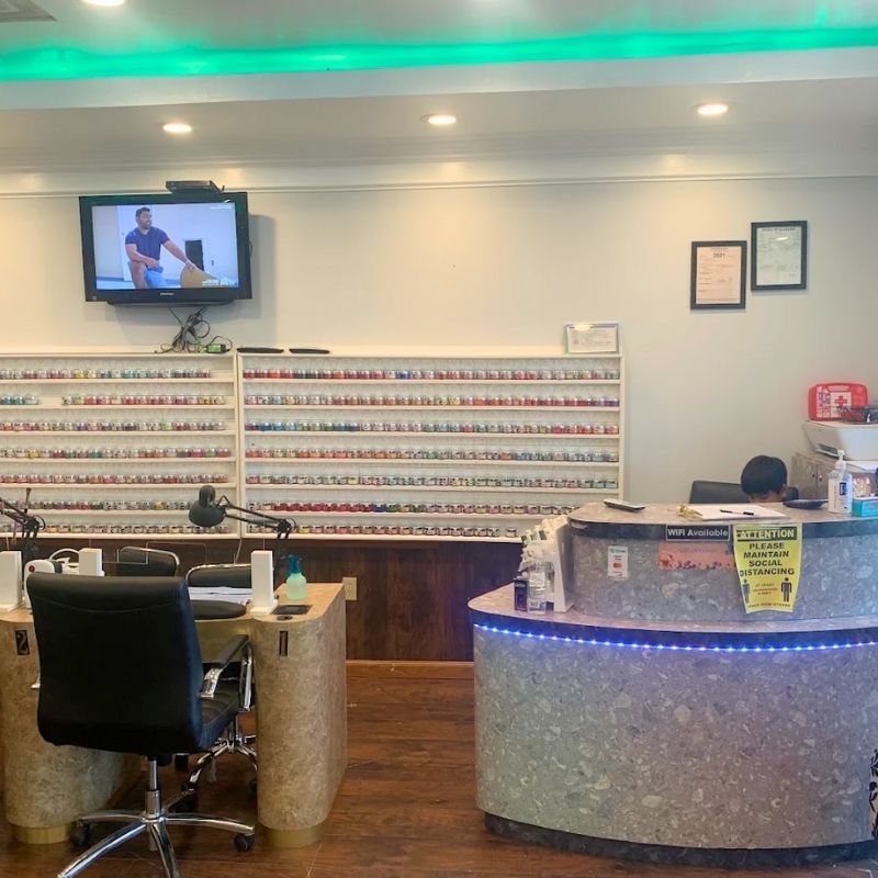 Cần tuyển thợ nail tại Owens Cross Roads, AL 35763