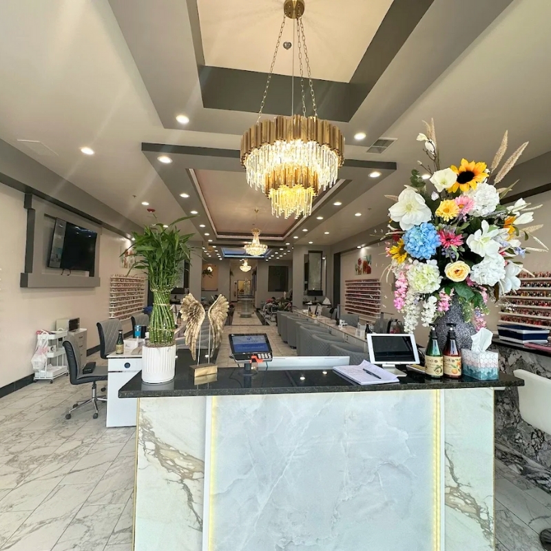 Cần tuyển thợ nail tại Oxford, AL 36203