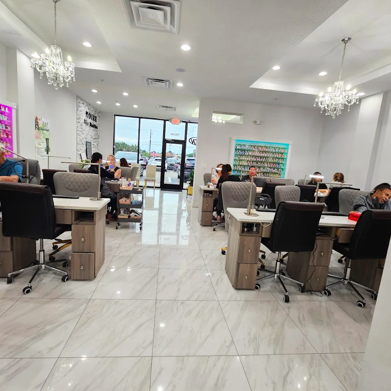 Cần tuyển thợ nail tại Riverview, Florida