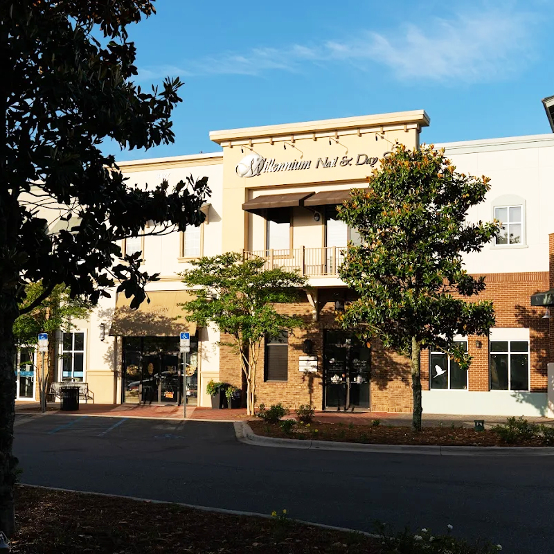 Cần tuyển thợ nail tại Tallahassee, FL