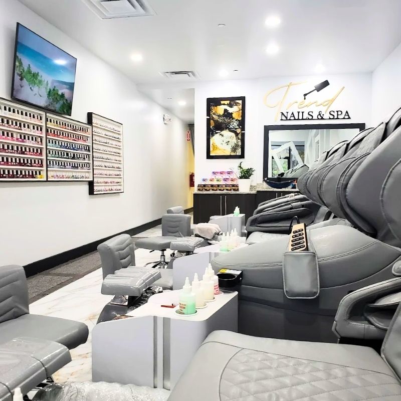 Cần tuyển thợ nail tại Tampa, FL-33647