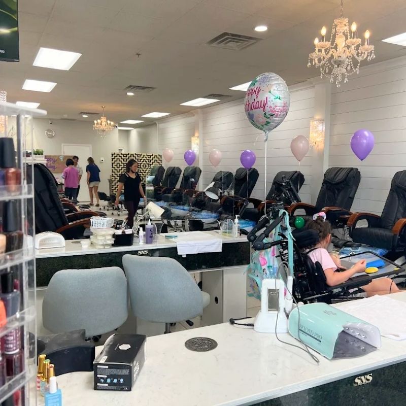 Cần tuyển thợ nail tại Tuscaloosa, AL-35406