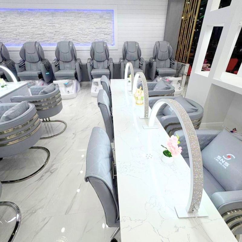 Cần tuyển thợ Nam & Nữ làm bột đắp, dip và chân tay nước tại Panama City, FL-32405