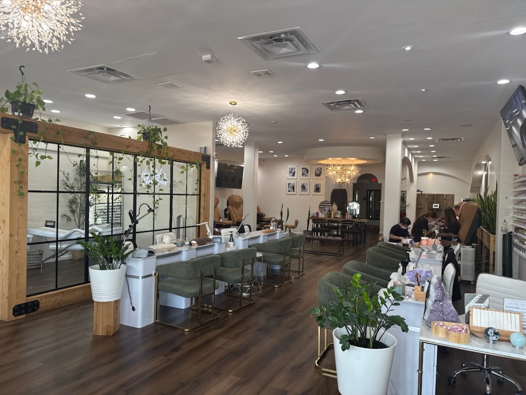 Mua Bán Sang Nhượng Tiệm NaiHead Spa Austin, TX 78759
