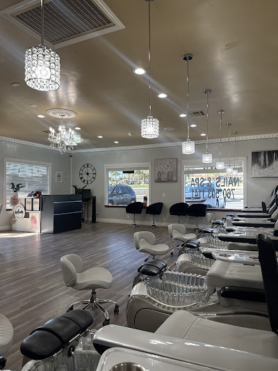 Mua Bán Sang Nhượng Tiệm Nail Salon Apple Valley, CA 92307