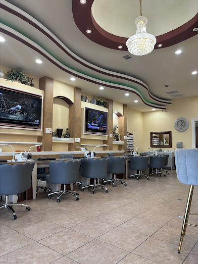 Mua Bán Sang Nhượng Tiệm Nail Salon Arlington TX 76012