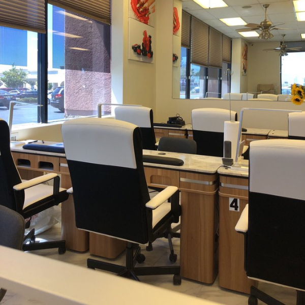 Mua Bán Sang Nhượng Tiệm Nail Salon Bakersfield CA 93312