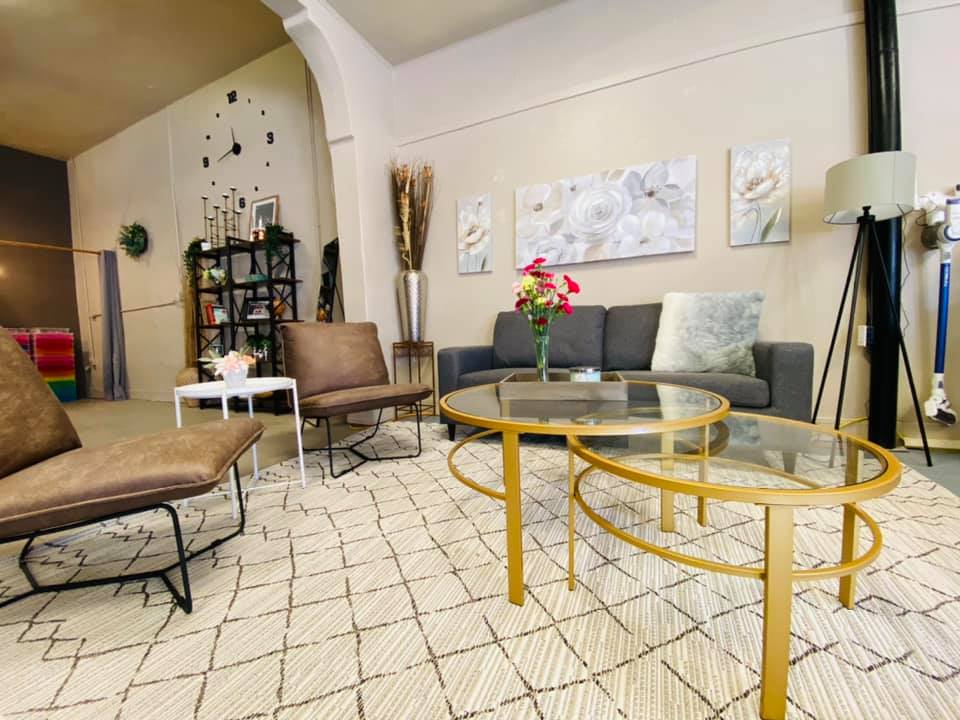 Mua Bán Sang Nhượng Tiệm Nail Salon Cisco, TX 76437