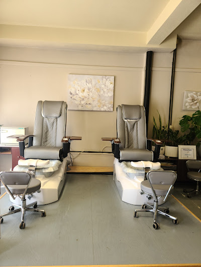 Mua Bán Sang Nhượng Tiệm Nail Salon Cisco, TX 76437