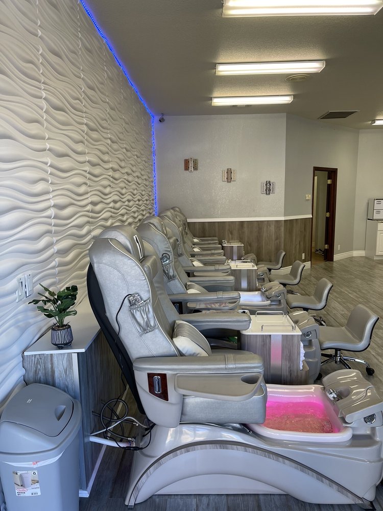 Mua Bán Sang Nhượng Tiệm Nail Salon Coarsegold CA 93614