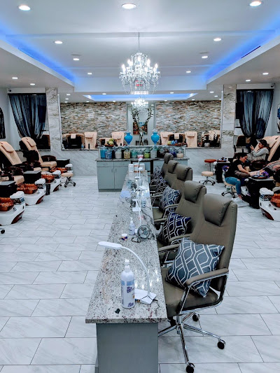 Mua Bán Sang Nhượng Tiệm Nail Salon Dallas TX 75231