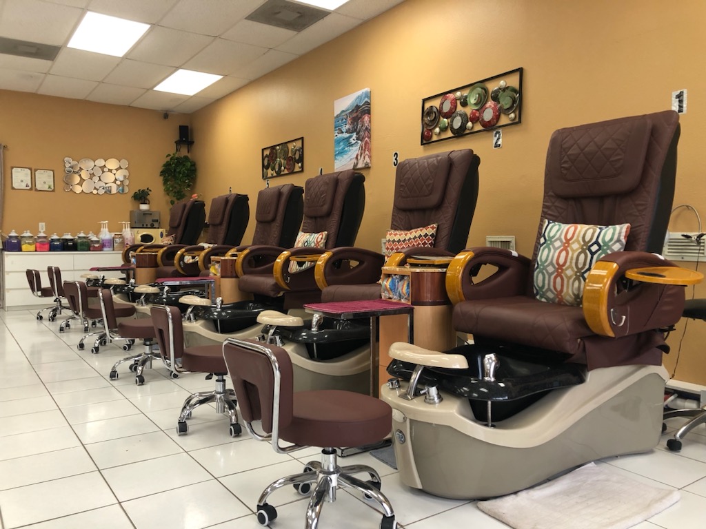 Mua Bán Sang Nhượng Tiệm Nail Salon Kaufman TX 75142