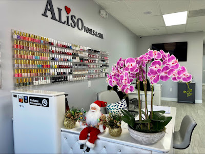 Mua Bán Sang Nhượng Tiệm Nail Salon Laguna Hills CA 92653
