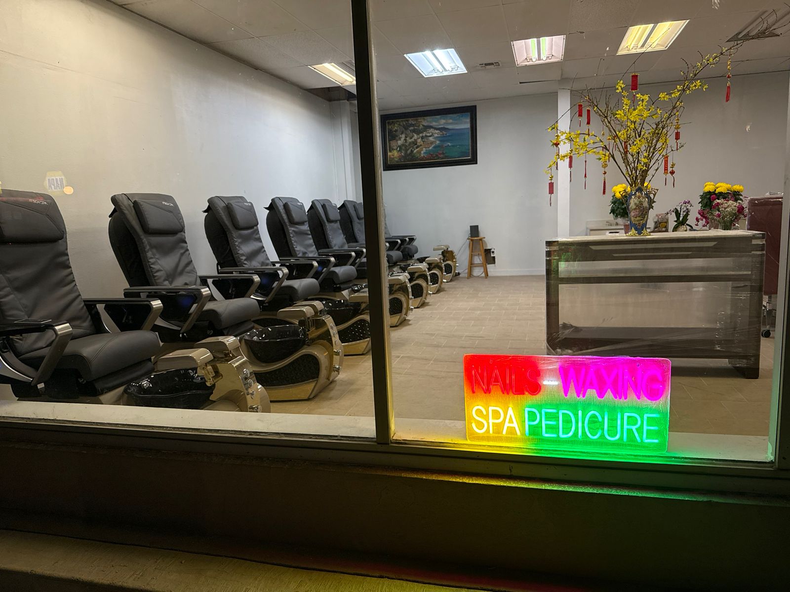 Mua Bán Sang Nhượng Tiệm Nail Salon Nixon TX 78140