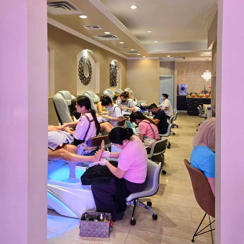 Mua Bán Sang Nhượng Tiệm Nail Susies Nail and Skin Care Houston. TX 77089