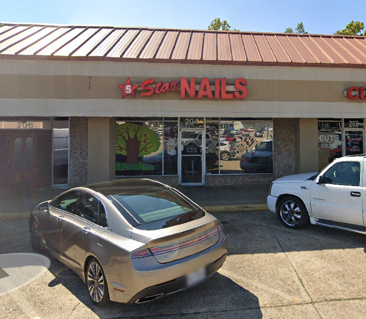 Sang Nhượng Tiệm Nail 5 Star Nails Tại Marshall, TX