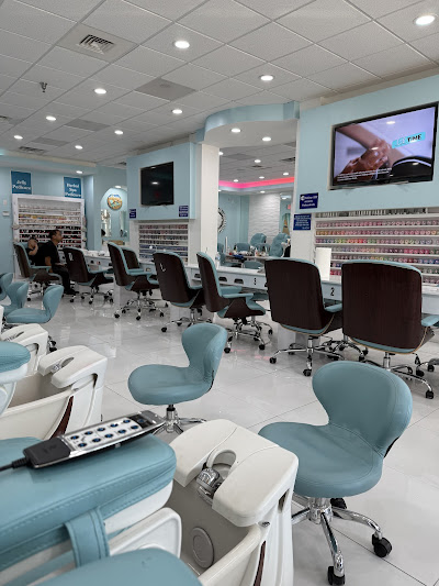 Sang Nhượng Tiệm Nail Amour Nails & Spa – Cơ Hội Đầu Tư Lý Tưởng Tại Wilmington, NC