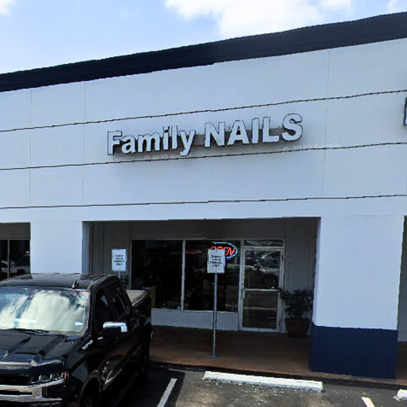 Sang Nhượng Tiệm Nail Family Nails Tại Houston, TX 77079