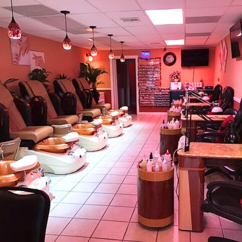 Sang Nhượng Tiệm Nail Family Nails Tại Houston, TX 77079