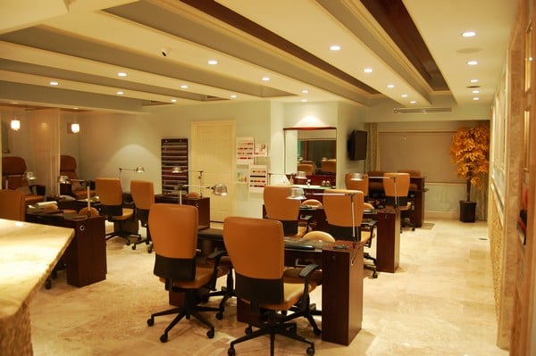 Mua Bán Sang Nhượng Tiệm Nail Salon Marco Island, FL 34145