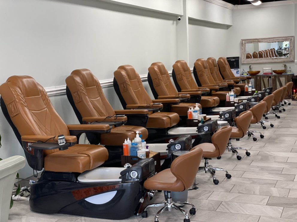 Mua bán Sang Nhượng Tiệm Nail Salon Charlotte, NC 28262