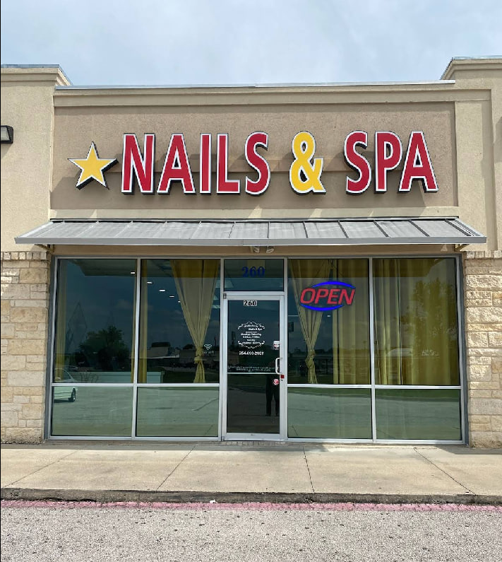 Sang Nhượng Tiệm Nail Lớn, Doanh Thu Ổn Định Tại Texas – Star Nails & Spa LMark
