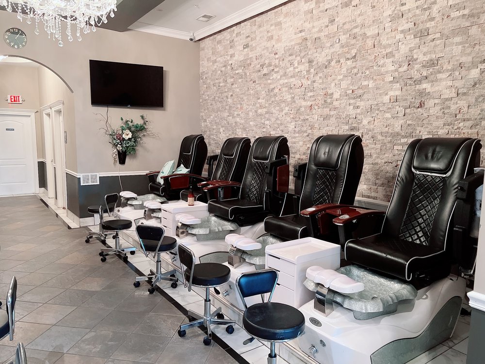 Sang Nhượng Tiệm Nail Millennia Nails Spa Tại Mokena, IL 60448