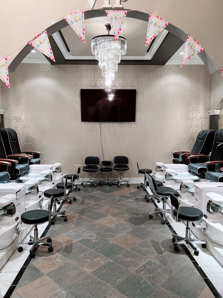 Sang Nhượng Tiệm Nail Millennia Nails Spa Tại Mokena, IL 60448