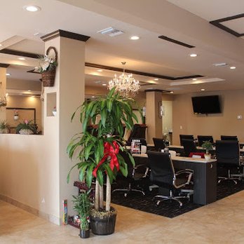 Mua Bán Sang Nhượng Tiệm Nail Salon Jupiter, FL 33458