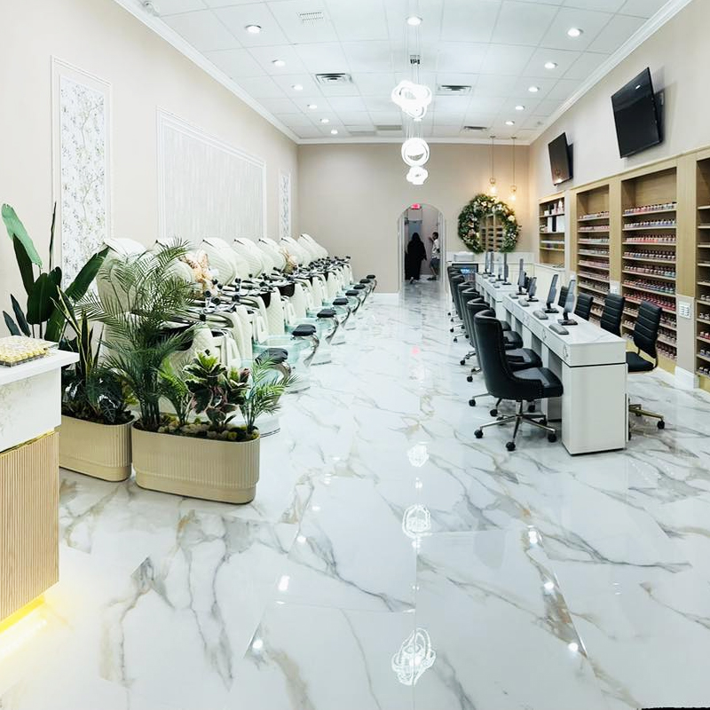 Tuyển Thợ Nail Tại Orlando, FL