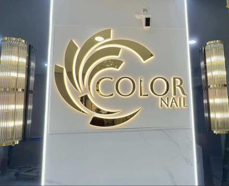 Channel Letters On Acrylic / Metal Panel