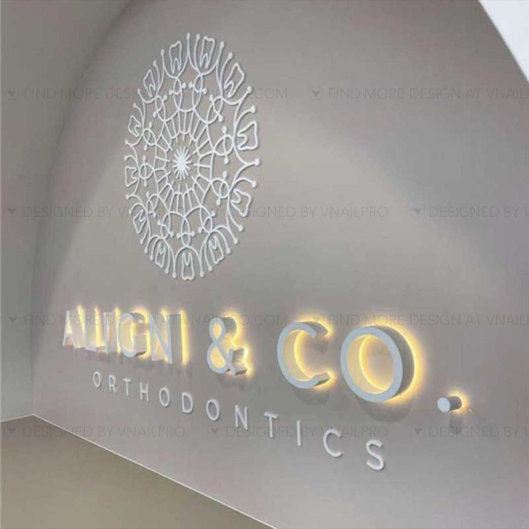 Channel Letters On Acrylic / Metal Panel