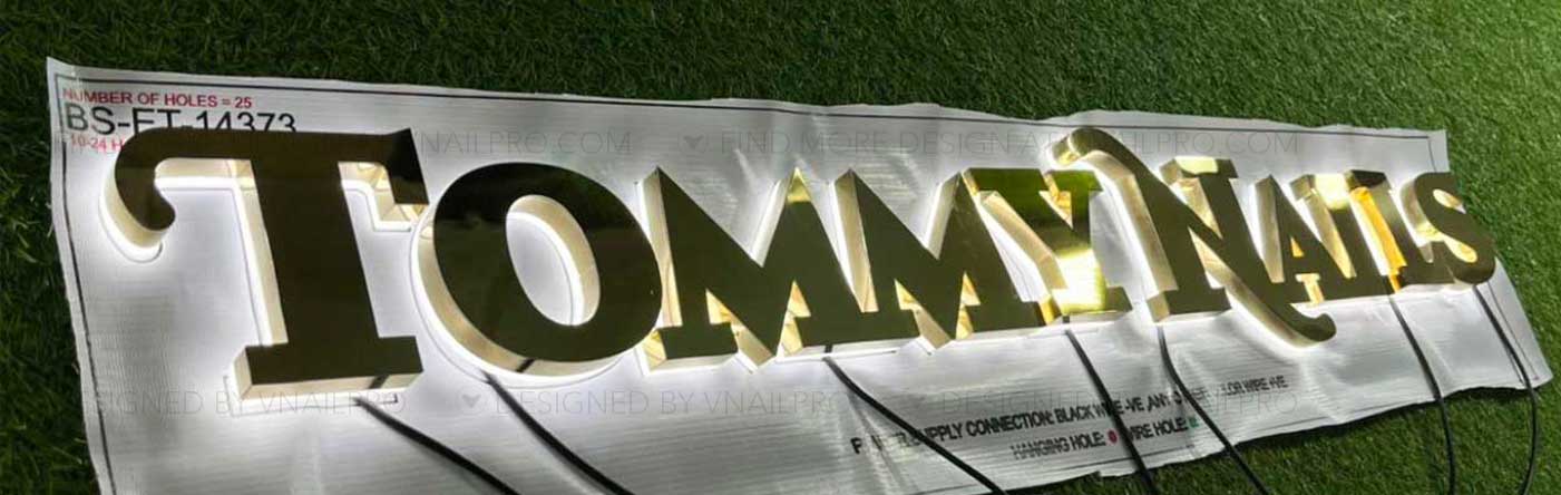 Channel Letters On Acrylic / Metal Panel